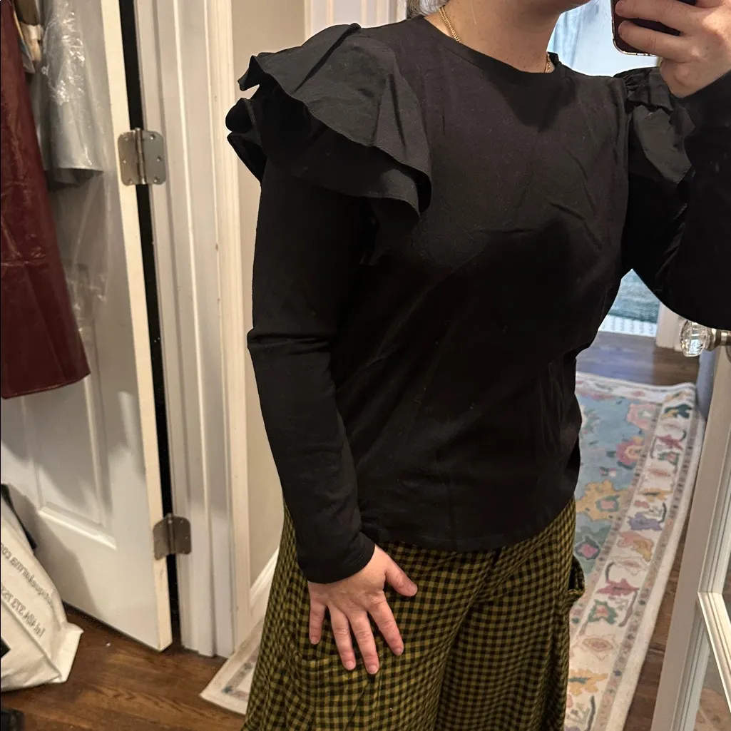 Who What Wear Flutter Sleeve Blouse - Image 2