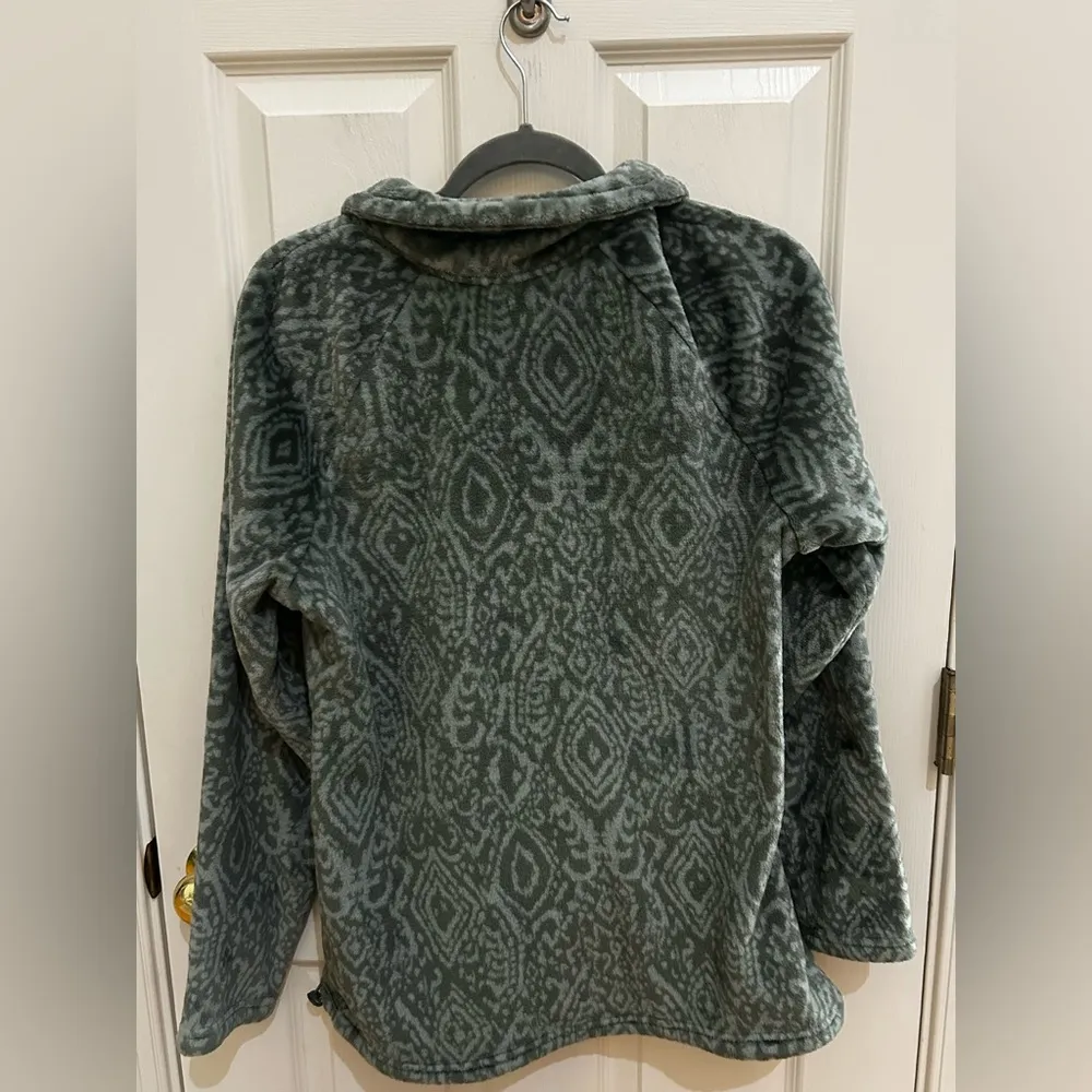 Eddie Bauer Vintage  Green Patterned Super Soft Fleece Jacket - Image 2