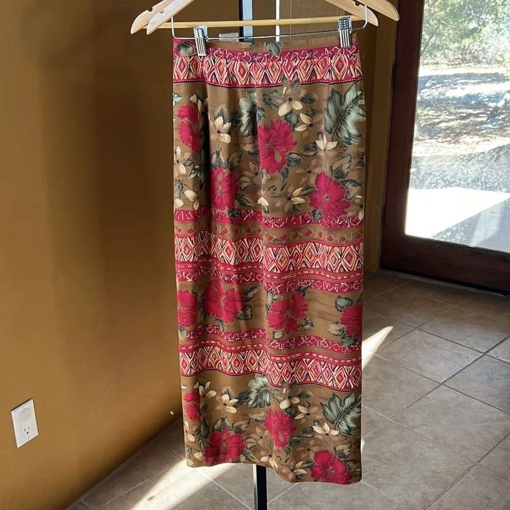 Chaus Vintage Long Wrap Floral Skirt Size 4 Tan - Image 7