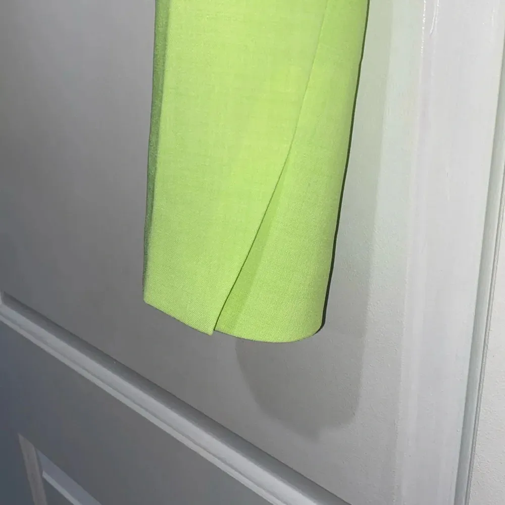 WeWoreWhat lime green wide leg pant suit and jacket size 4 - Image 12