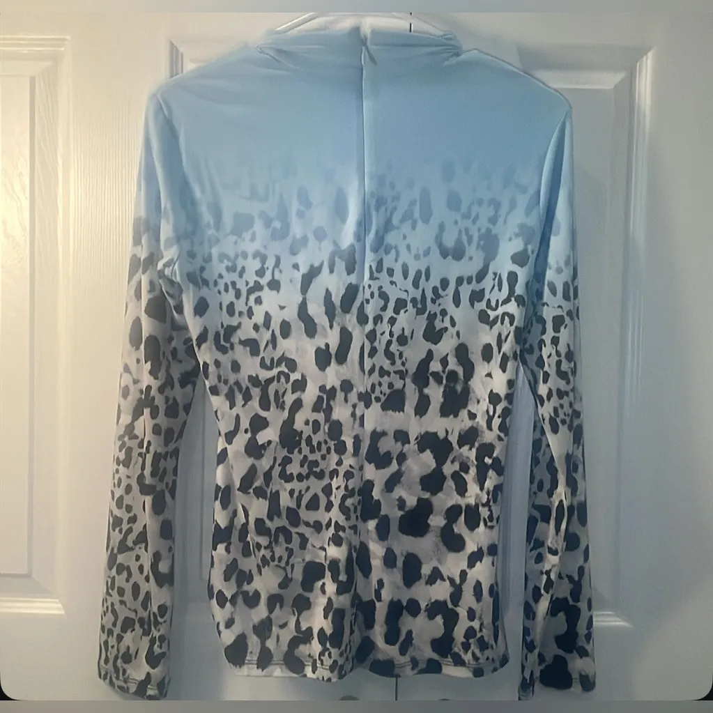 Calvin Klein Blue and Black Patterned Blouse - Image 6