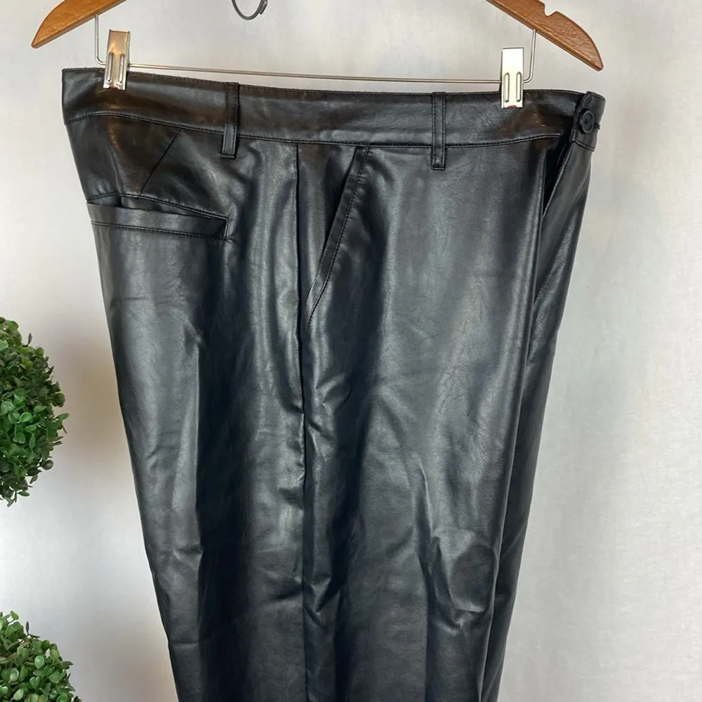 ASOS Black Faux Leather Full Length Relax Fit Trouser Pants 34 - Image 4