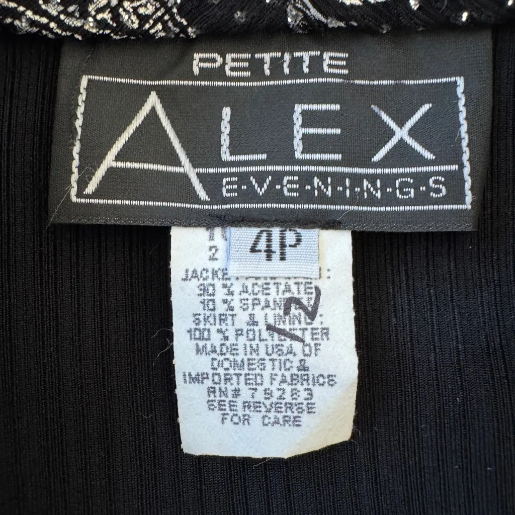 Vintage ‘90s Alex Evenings Black & Silver Sparkle Cropped Evening Jacket - Image 5