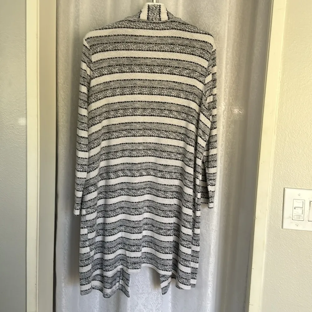 LANE BRYANT STRIPED DUSTER SWEATER Sz: 1X - Image 2