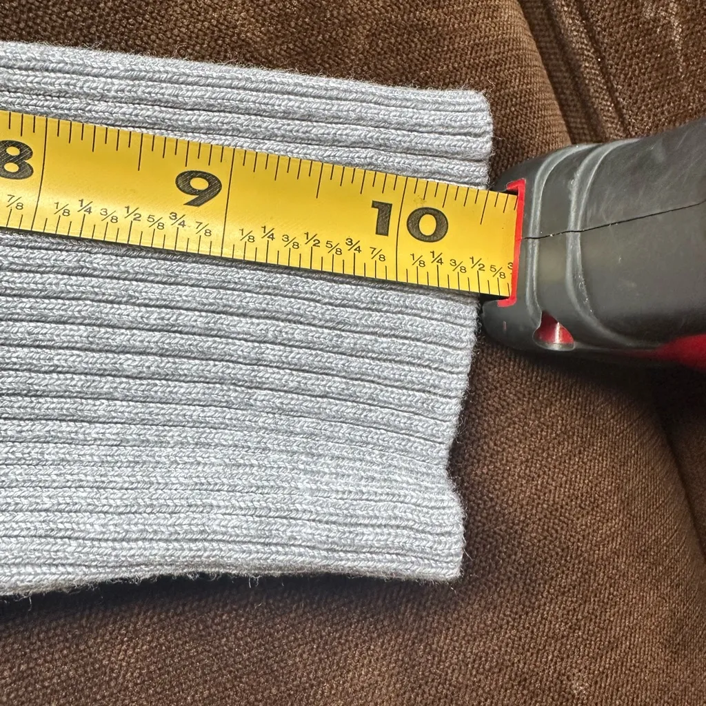 FREE WORLD Light Gray Ribbed Turtlenecks 34th Sleeves. Stretchy Material. Sz XS - Image 10