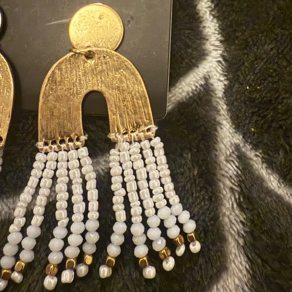 Torrid Gold White Beaded Arch Hammered Metal Statement Fringe Stud Earrings - Image 4