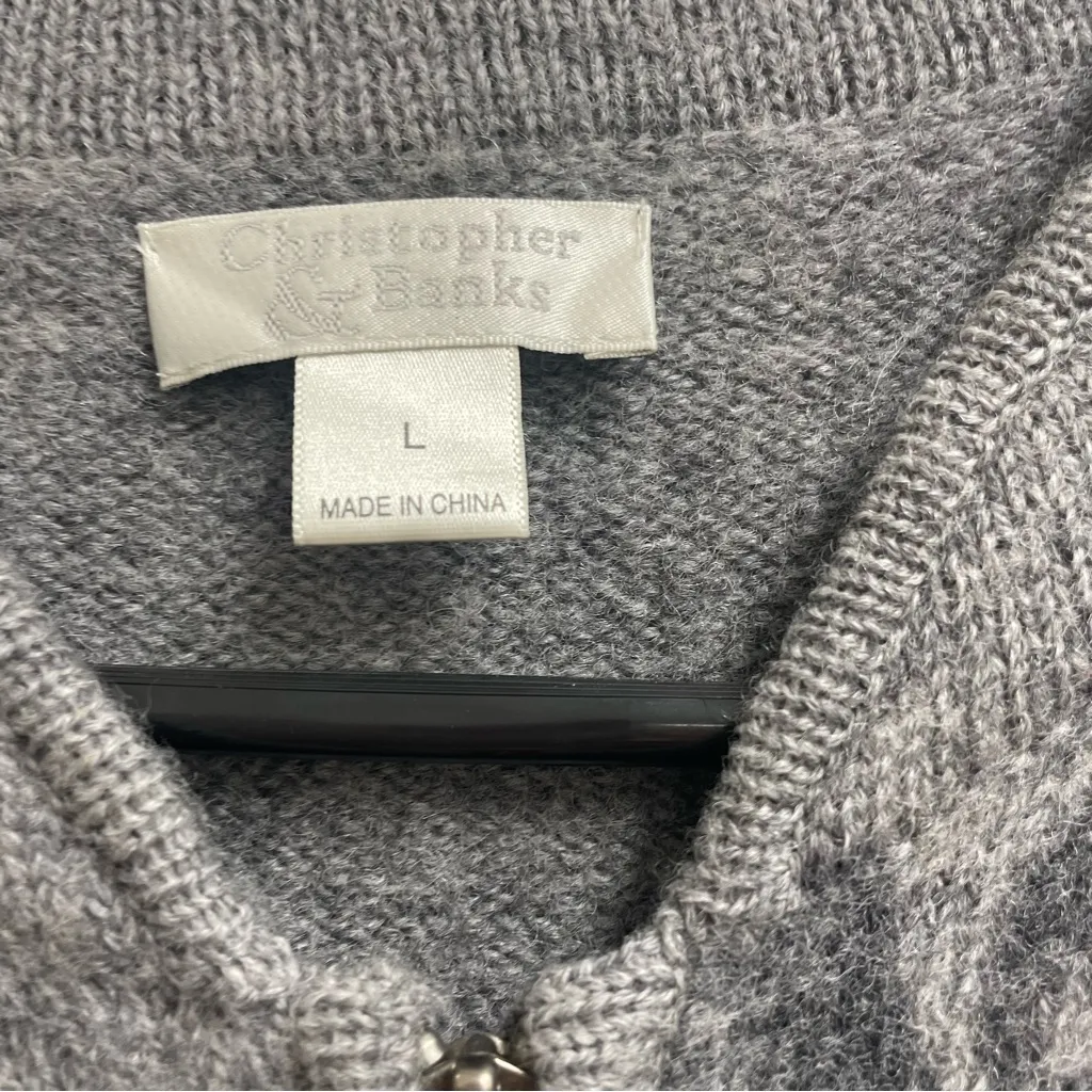 Christopher & Banks Women's Large Gray Floral Zip Sweater 100% Wool. RN 63823 - Image 2