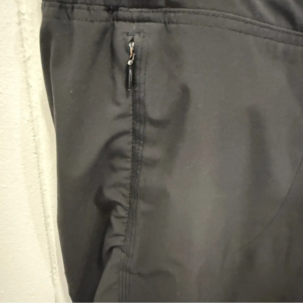 Athleta Black La Viva Cropped Joggers - Image 5