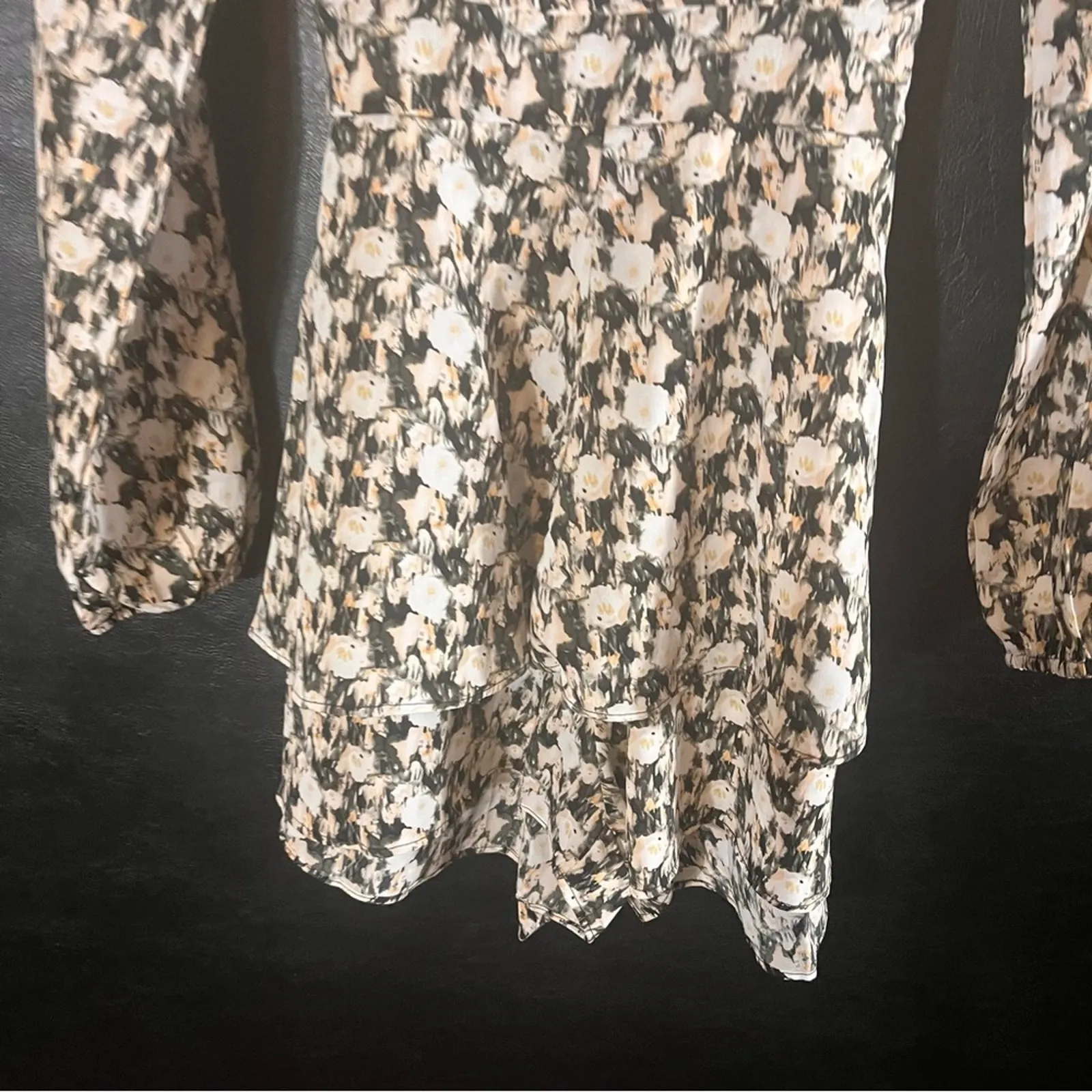 Guuleen Black And Cream Romper Size Small‎ - Image 5