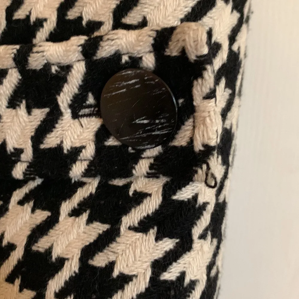 New York & Company Houndstooth Pattern Coat - Image 5