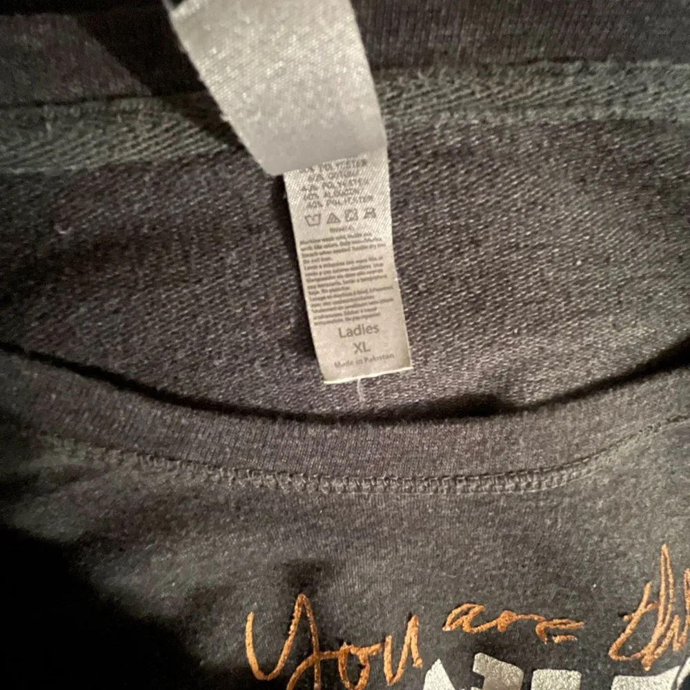 Extra large ladies, long sleeve. Graphic sweatshirt. Gray Size XL - Image 4