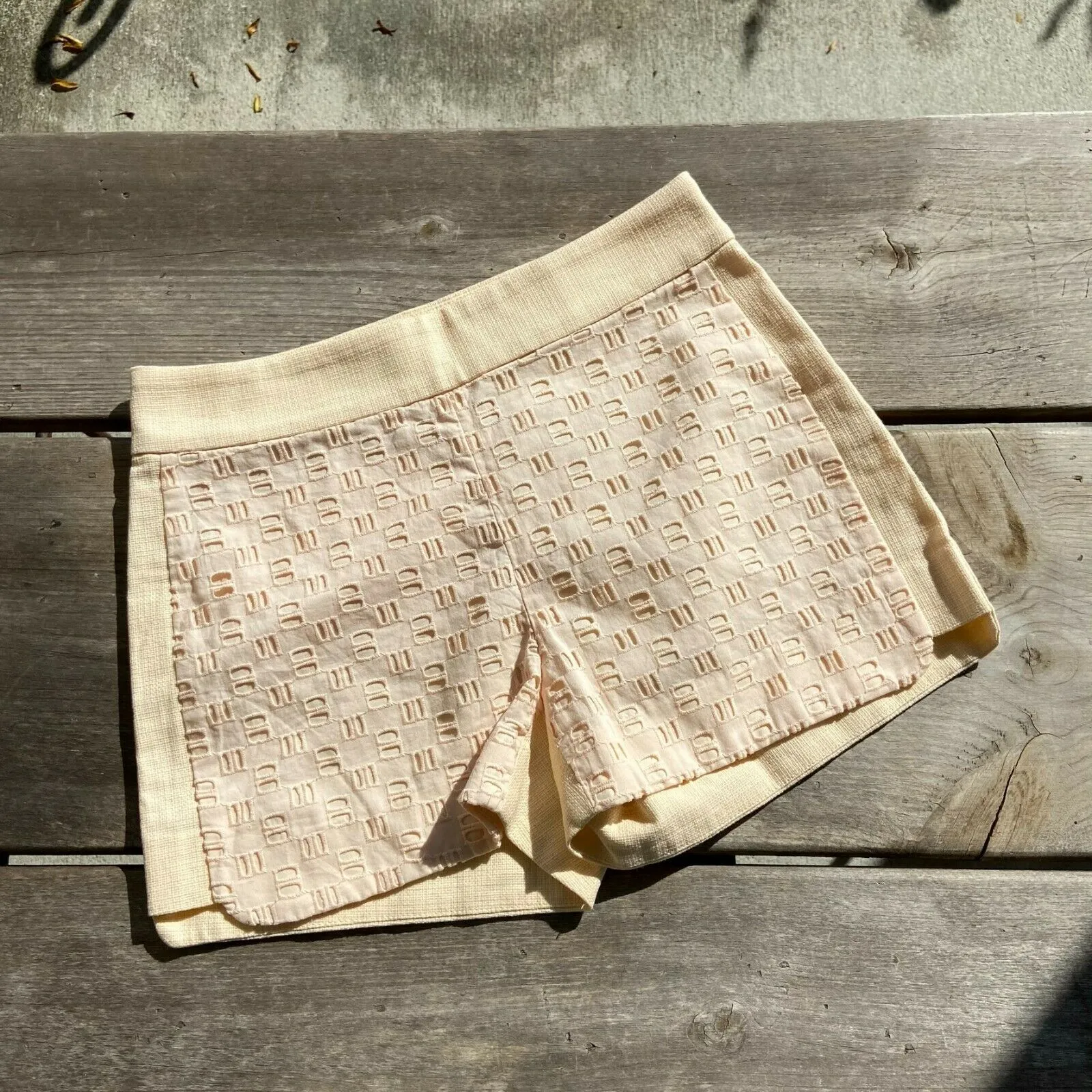 J. Crew Factory Womens Shorts Size 00‎ Eyelet and Basket Weave Light Peach NEW - Image 3