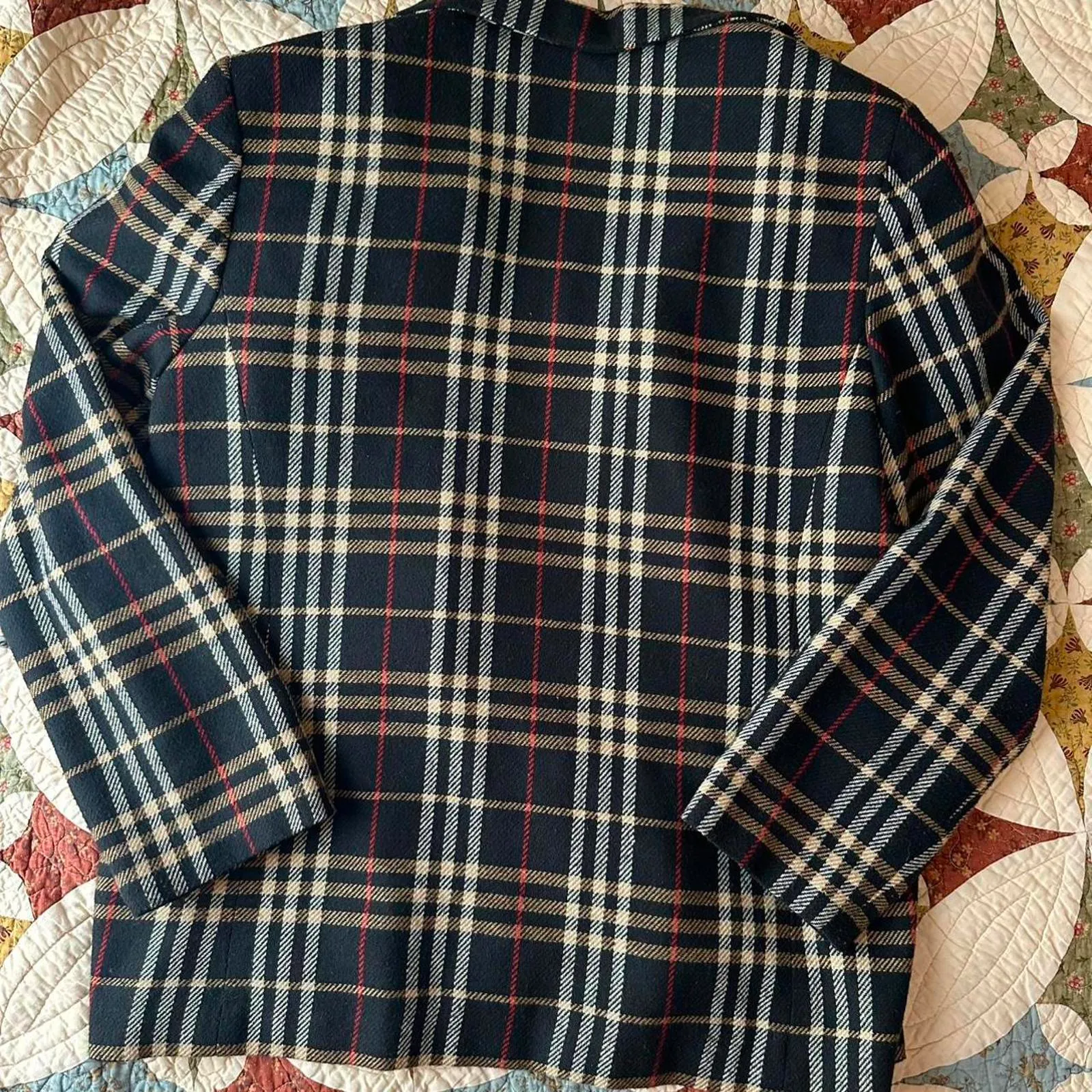 Black, red, and tan vintage plaid blazer - Image 4