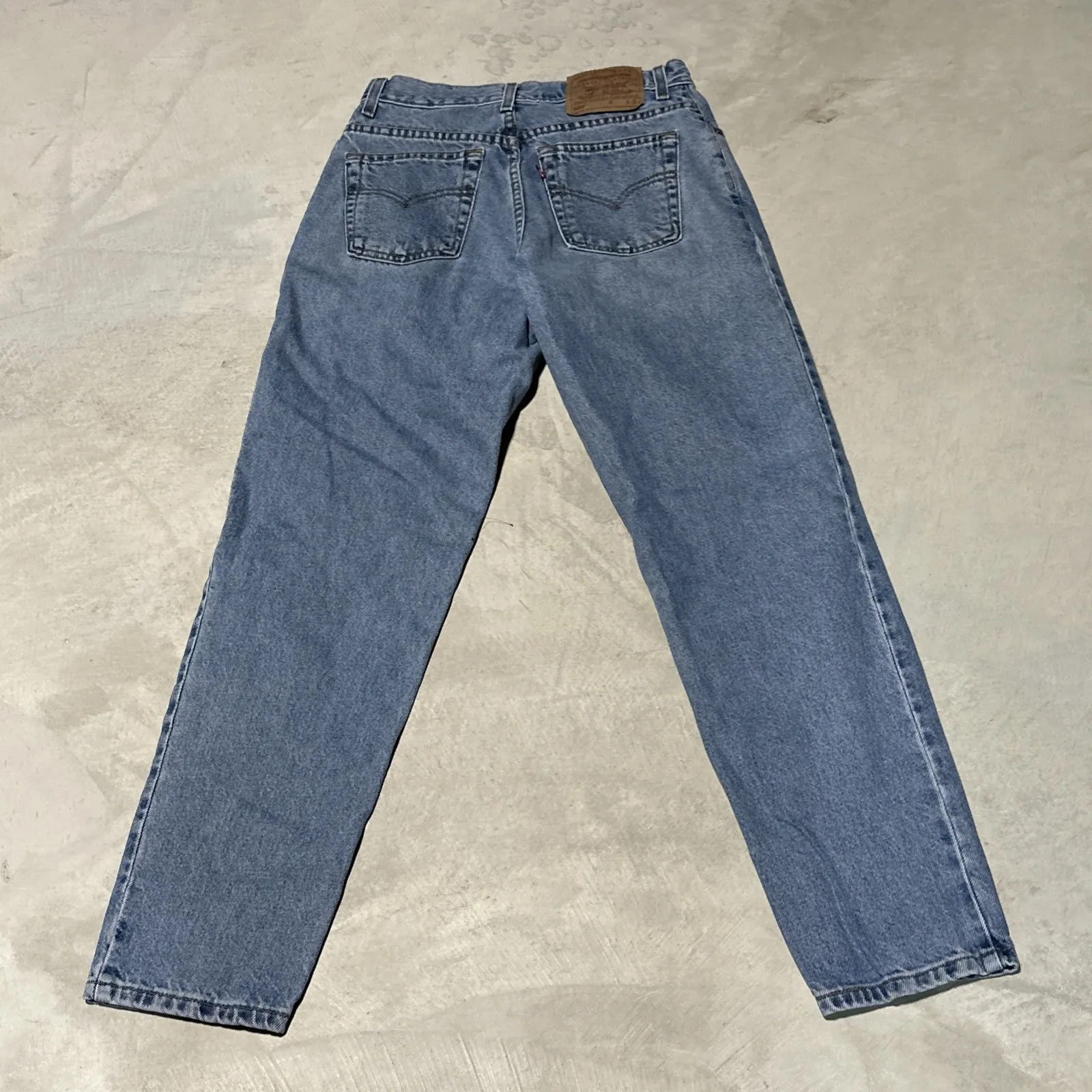 Vintage Levi's 550 7 Jr S Relaxed Fit Tapered Leg 26x30 Denim Y2K 90s Light Wash - Image 7