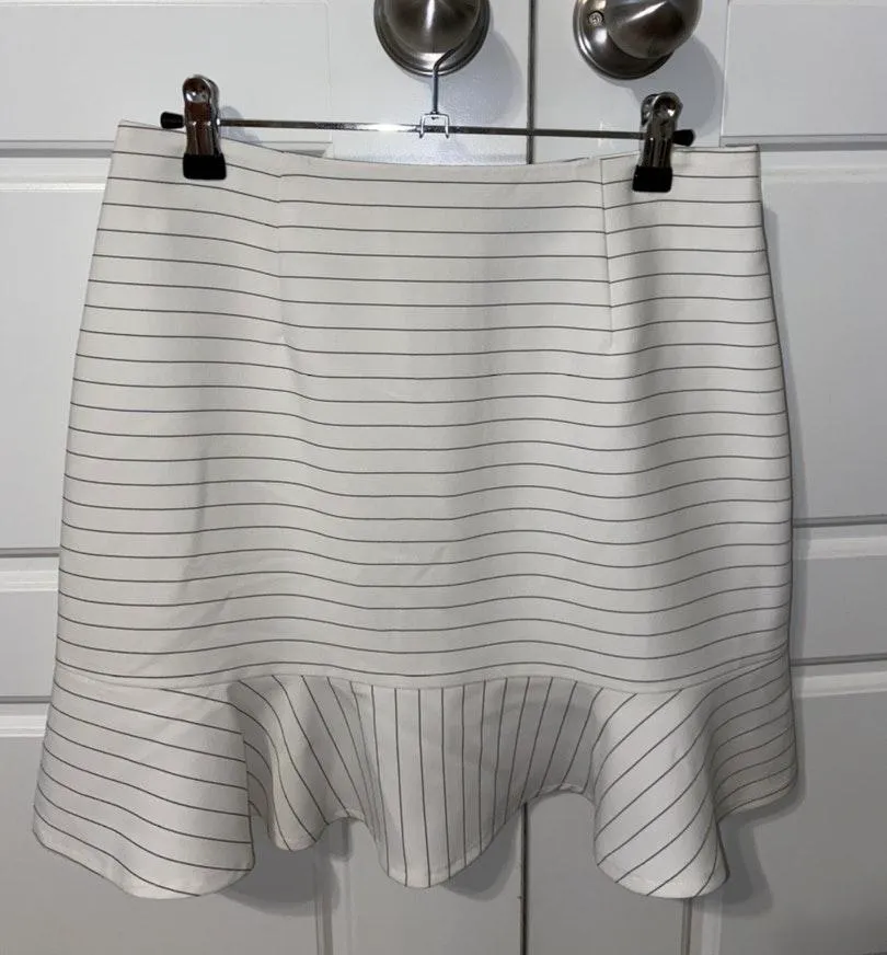 Lumière white Skirt - Image 2