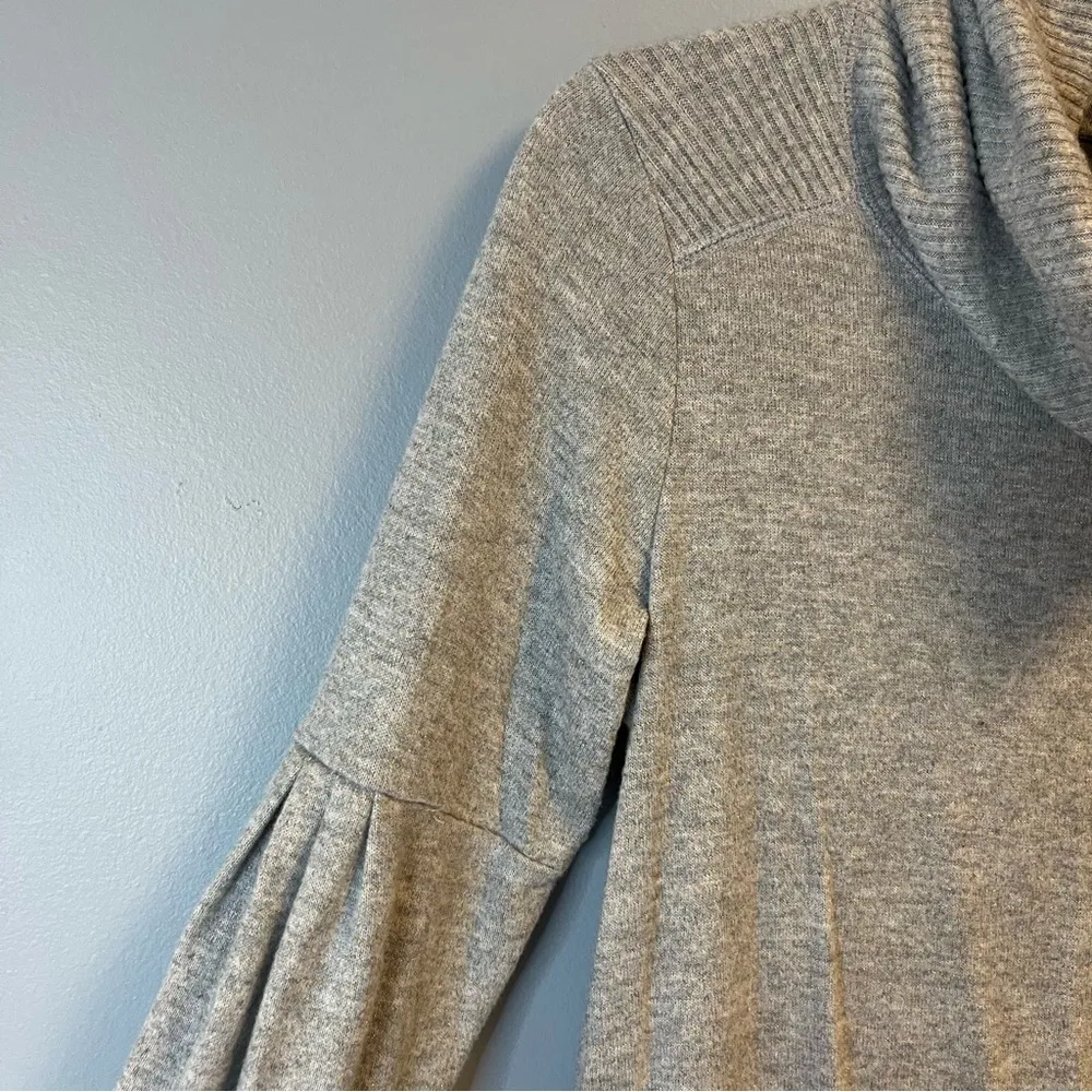 Anthropologie Saturday/Sunday Knit Gray w/Gold Sparkly Stripe Cowl Neck XS EUC - Image 5