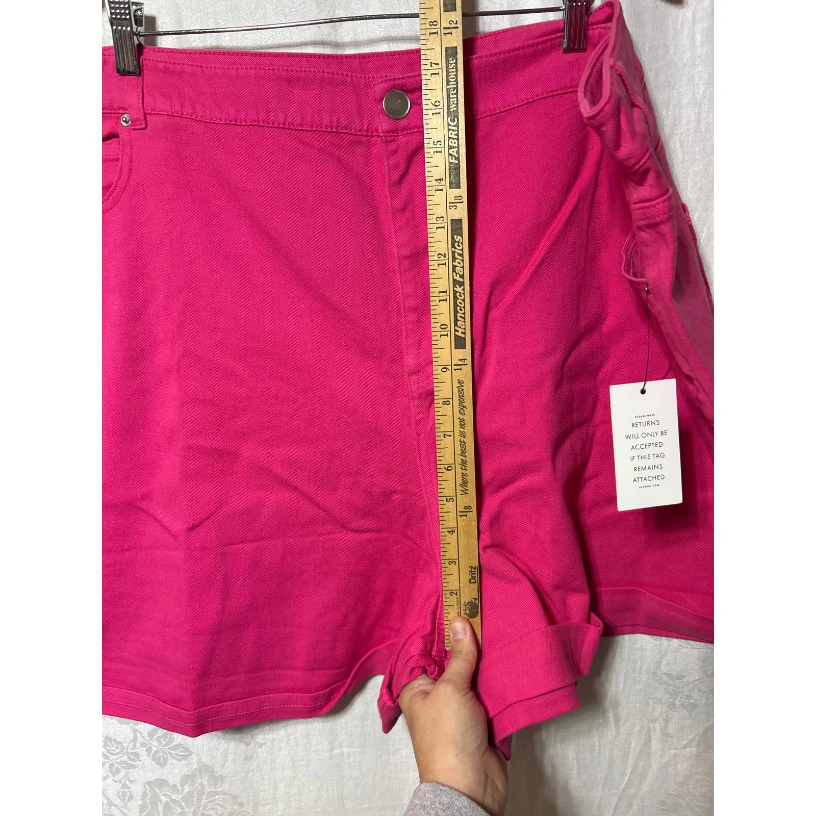 Eloquii Jean Shorts 28 Hot Pink Denim NEW Cuffed - Image 5