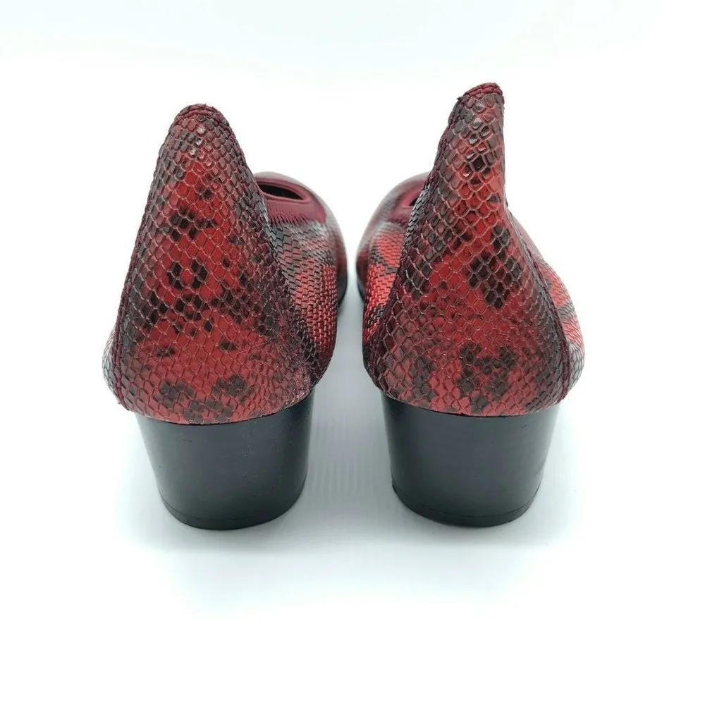 Hispanitas Block Heels Pointed Toe Slip On Faux Snakeskin Red Size 36 US 6 - Image 3