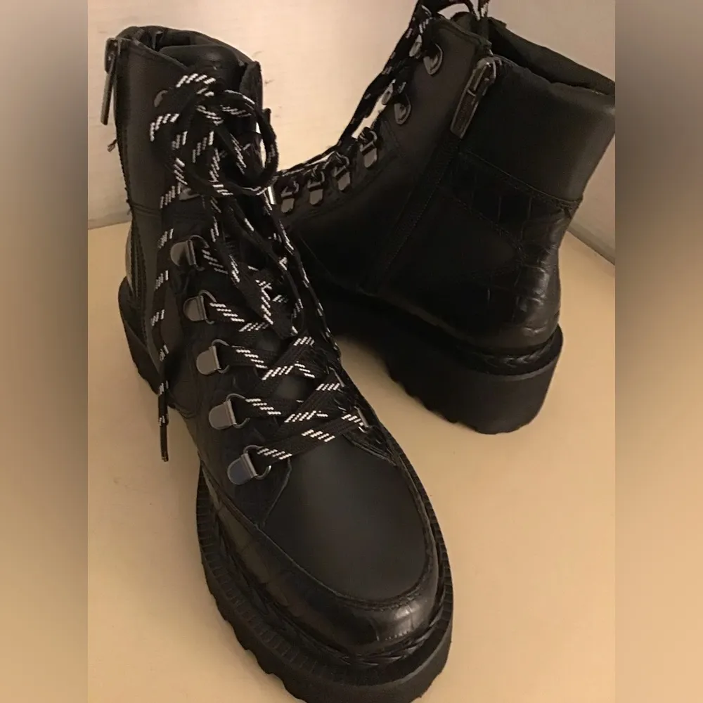 Vince Camuto women black leather combat Medjey boots US 6.5 - Image 5