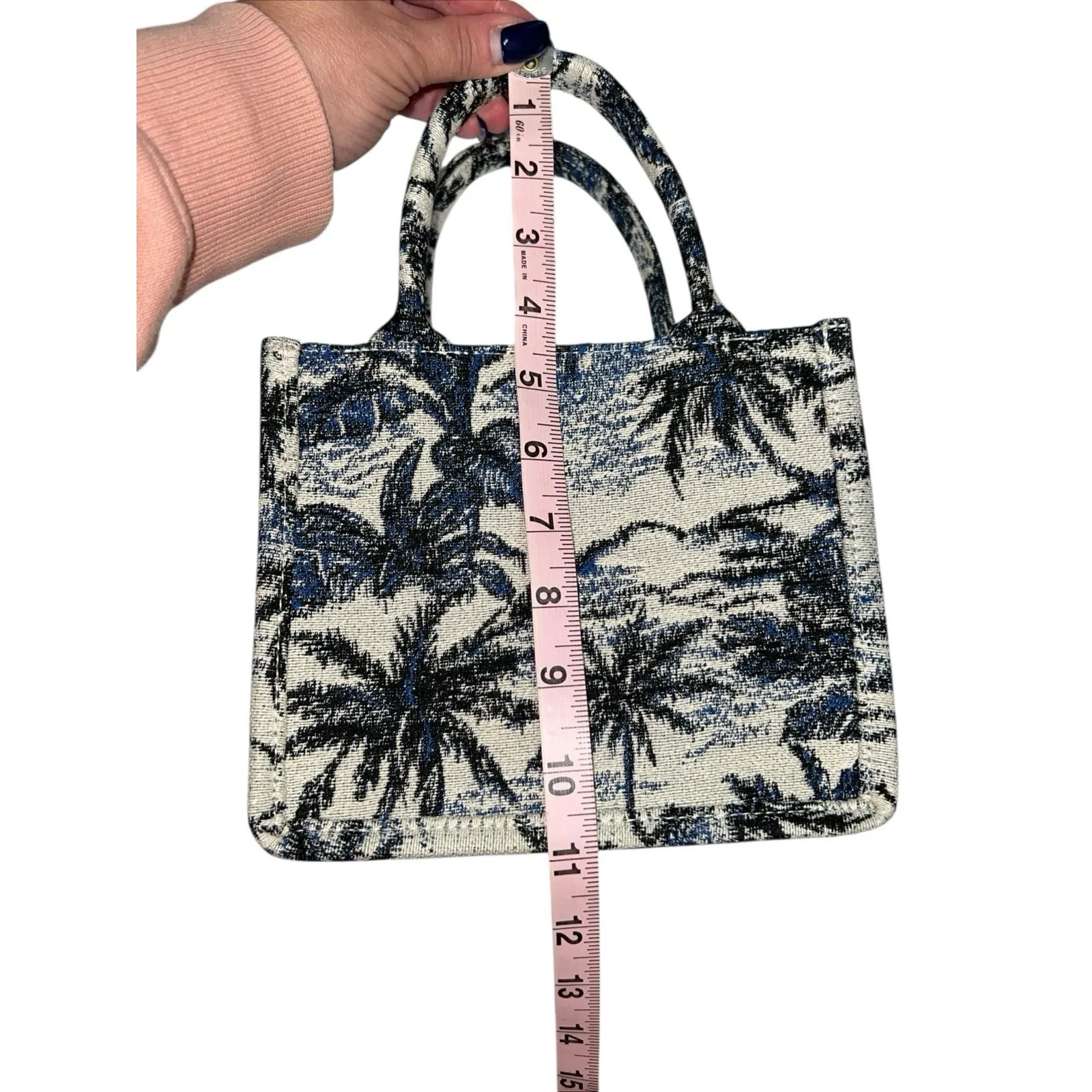 H&M Mini Tote Jacquard Tote Palm Tree Leaf Tropical Bag Crossbody Strap Blue EUC - Image 7