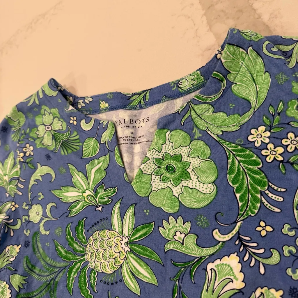 Talbots Tropical Print 3/4 Sleeve V-Neck Blouse Women’s Small Petite Blue/Green - Image 3
