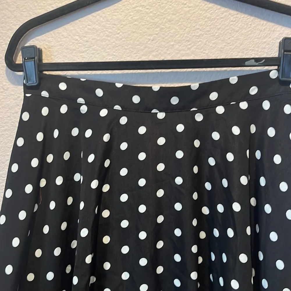 Women’s Black and White Polka Dot Skirt Size Large - Image 3