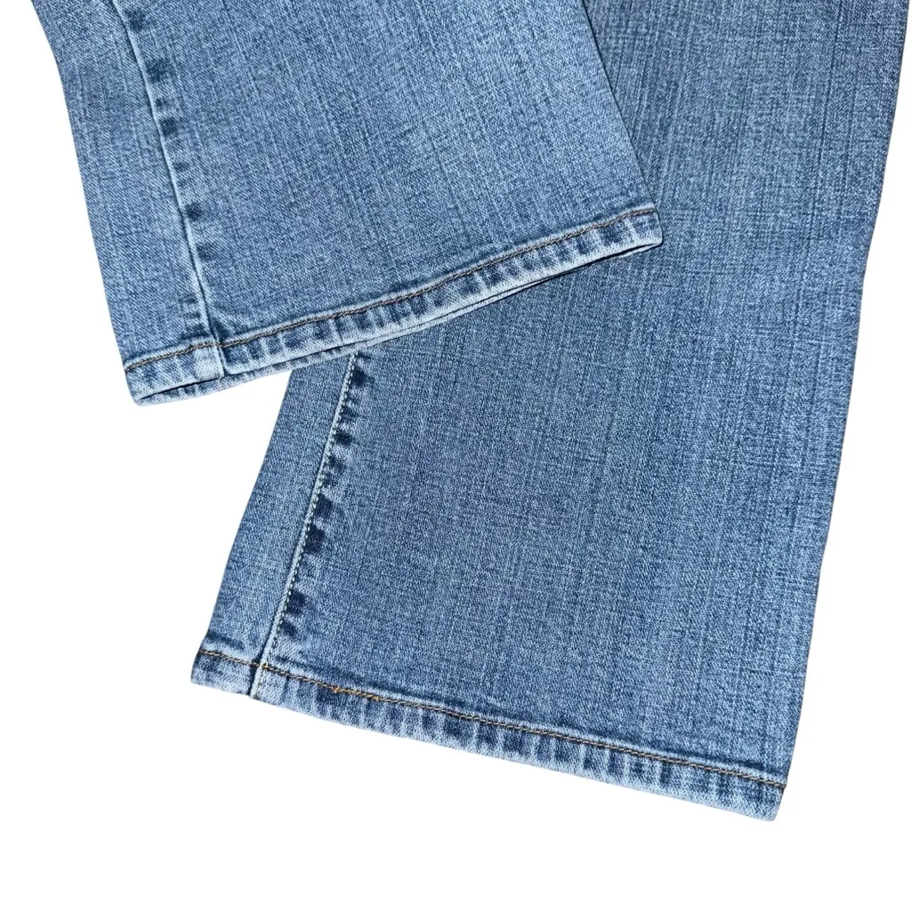 Vintage Y2K Levi's 515 Boot Cut Jeans Women's 16 (34x31) Faded Blue Denim - Image 5