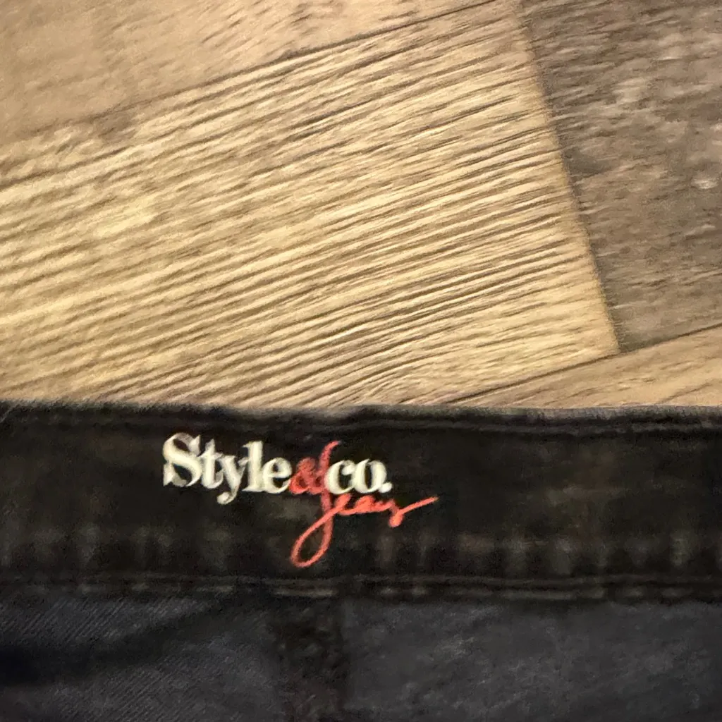 Style & Co. Women's Jet Black Straight Leg Jeans / DG53 - Image 3