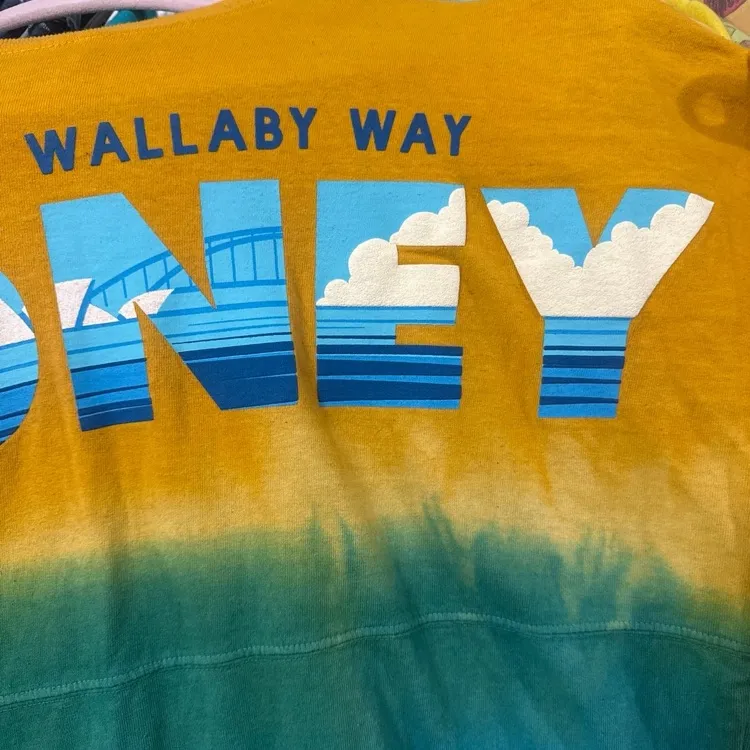 Disney parks pixar finding nemo spirit jersey M - Image 4
