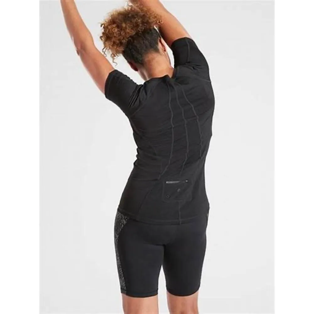 Athleta  Pacifica Black Short Sleeve Swim Surf Athletic Tee Size Medium - Image 3