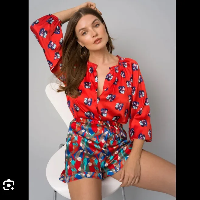 Tucker New Multicolor Parrot Deco Silk Blend Shorts #MBG Red Size M - Image 2