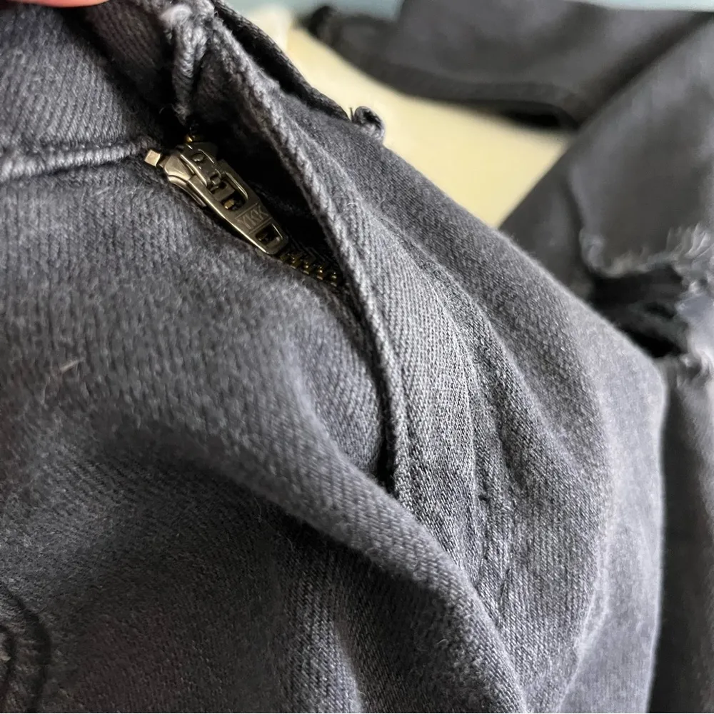 Rag & Bone Distressed Skinny Jeans - Image 11