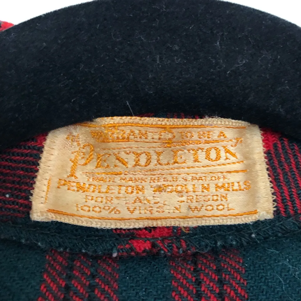 Vintage Pendleton Red and Dark Green Tartan Plaid Wool Jacket OS - Image 3