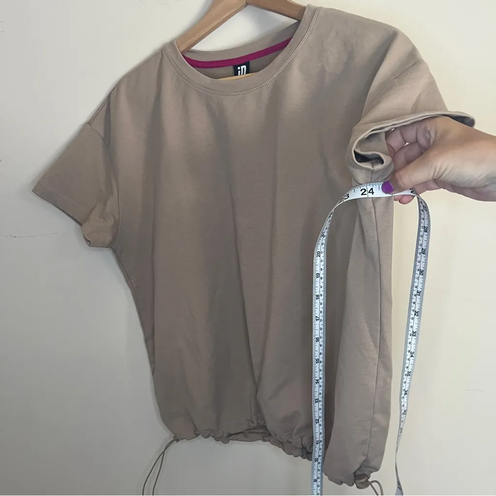 Ideology Women's Size Medium Tan Short Sleeve Drawstring Hem Shirt Thick Soft - Image 3