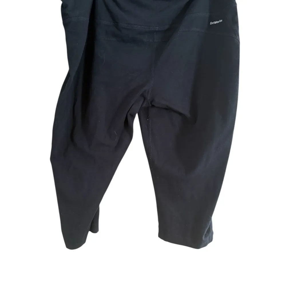 Athletic Works Black Stretch Mid Calf Capris - Image 4