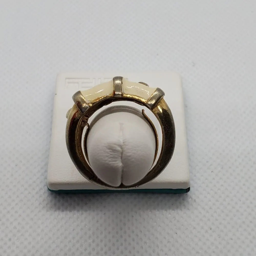 Vintage Cream & Gold Tone Ring Gold - Image 5