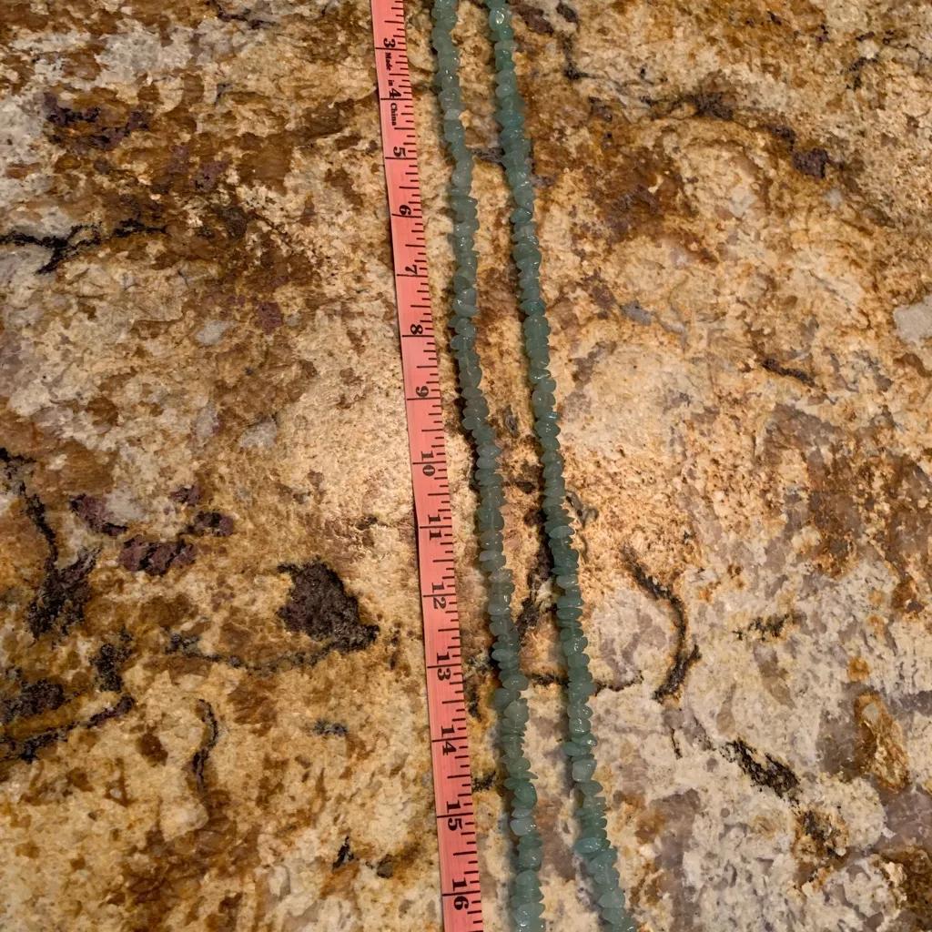 Source Unknown Mint Green Stone Necklace - Image 5
