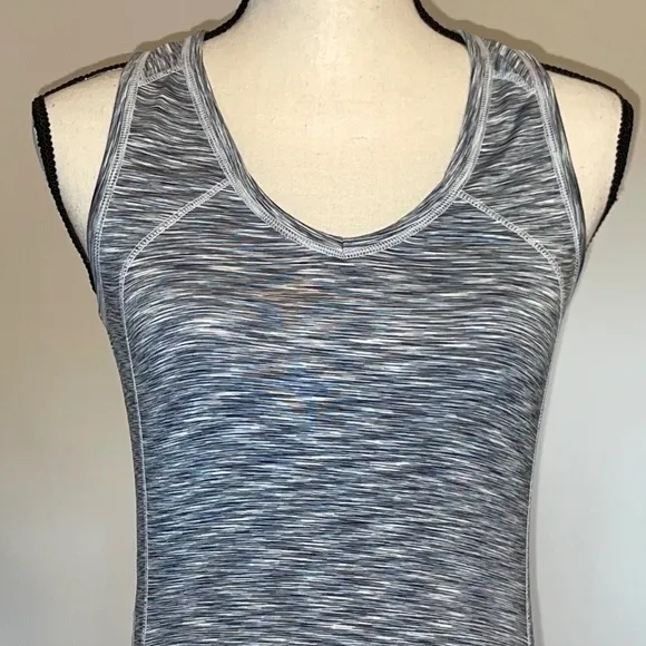 Athleta Grey and‎ White Heathered Racerback Tank Sz XS - Image 2