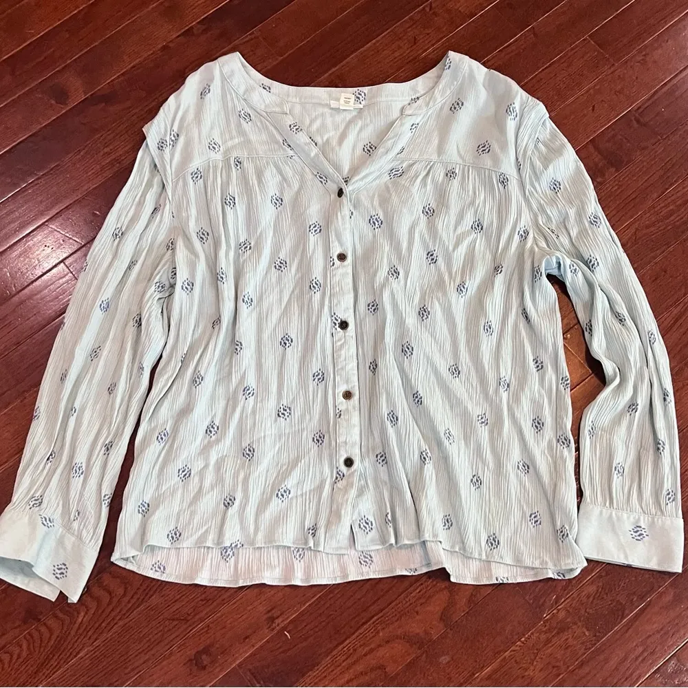 Long sleeve aqua split crew neck peasant top size XXL - Image 7