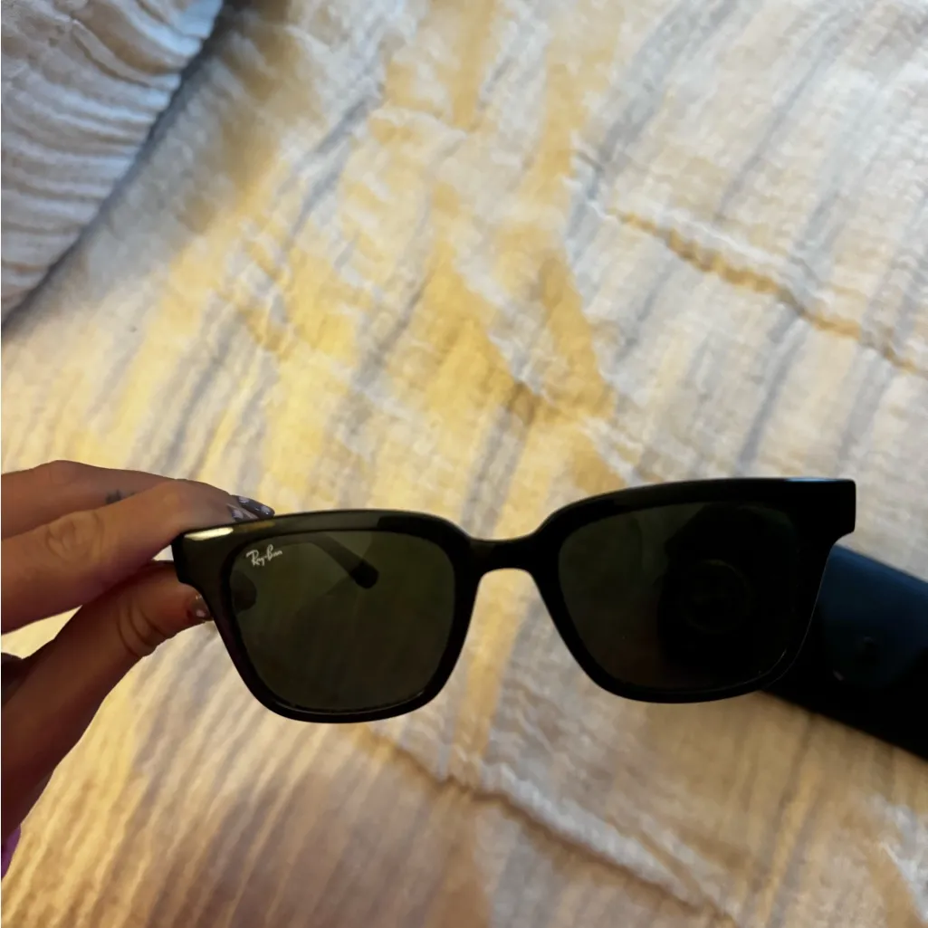 Ray-Ban Black Sunglasses with Case - Image 2