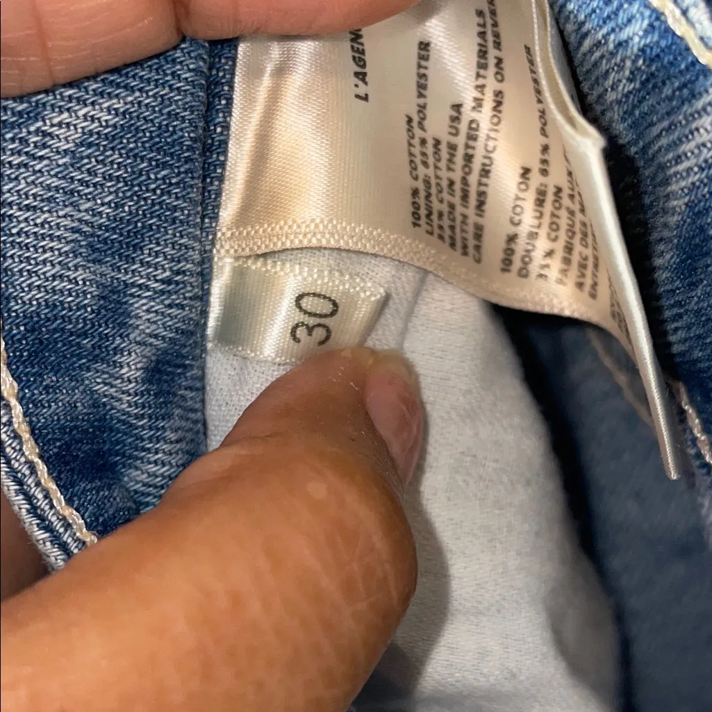 Retail $285 L'AGENCE Faded Blue Boyfriend Jeans - Image 9