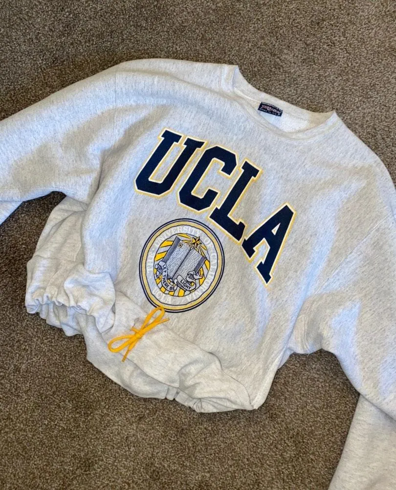 UCLA Crewneck Sweatshirt Gray Size M - Image 4