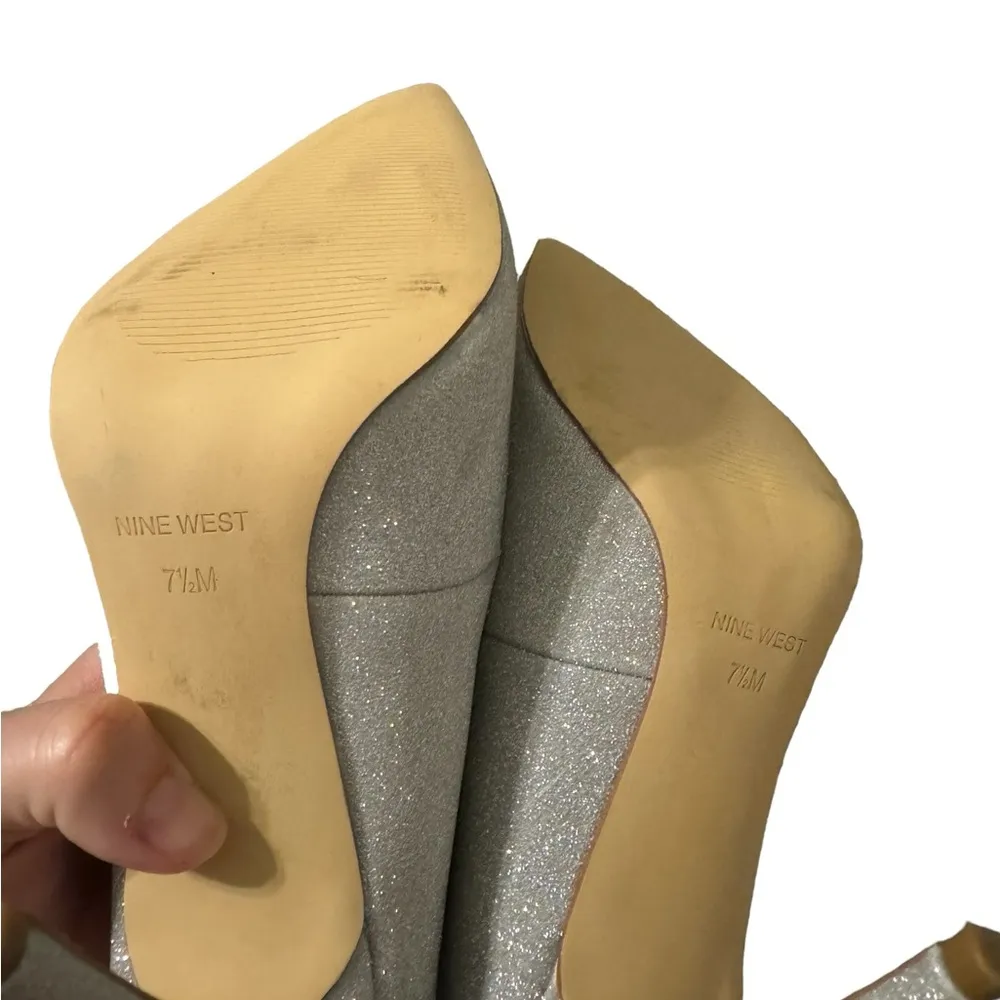 Nine West Womens Fresh Pump Heel Silver Size 7.5 - Image 5