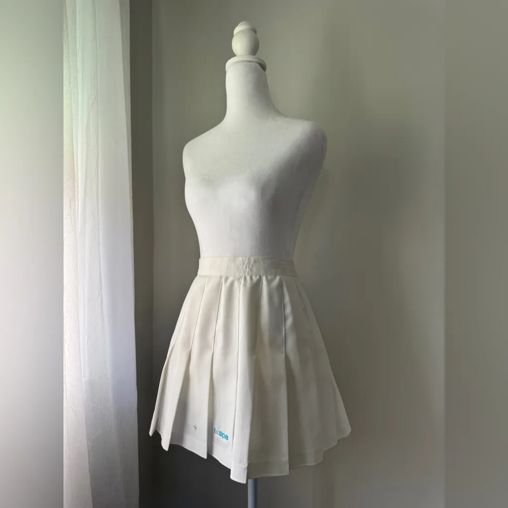 Vintage ‘90s IXSPA 2000 by Jamie Sadock White Pleated Athletic Mini Skirt Size 8 - Image 3