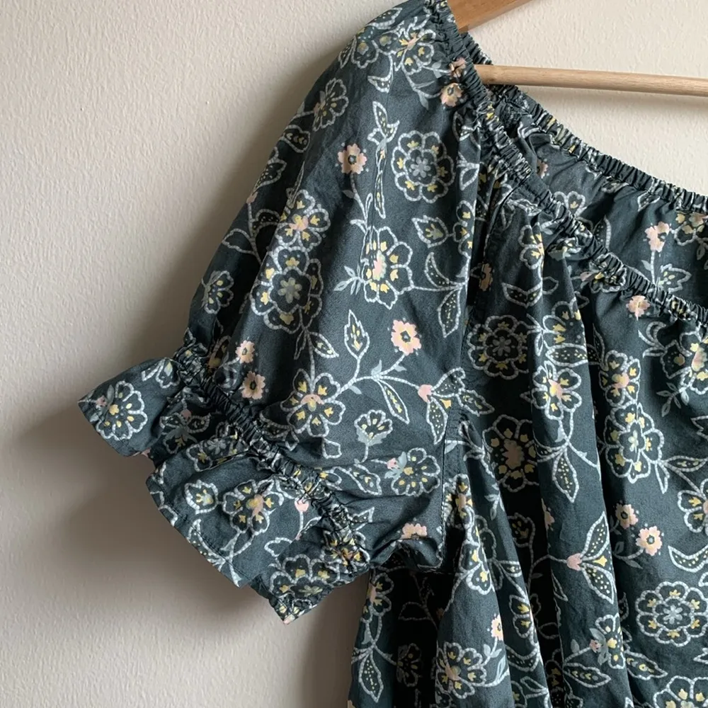 J. Crew Cotton Boho Gathered scoopneck top in vintage vines (Sz L) Green - Image 5