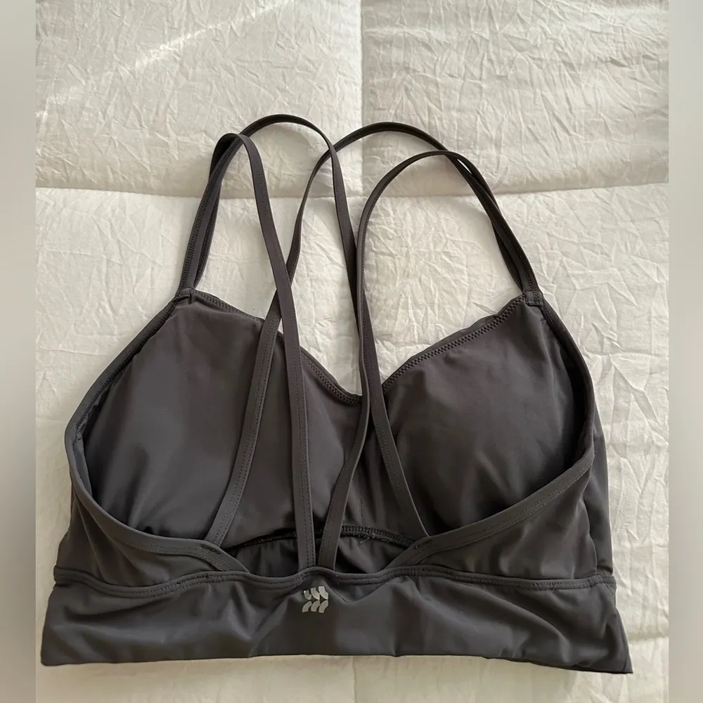 Purple sports bra Size M - Image 2