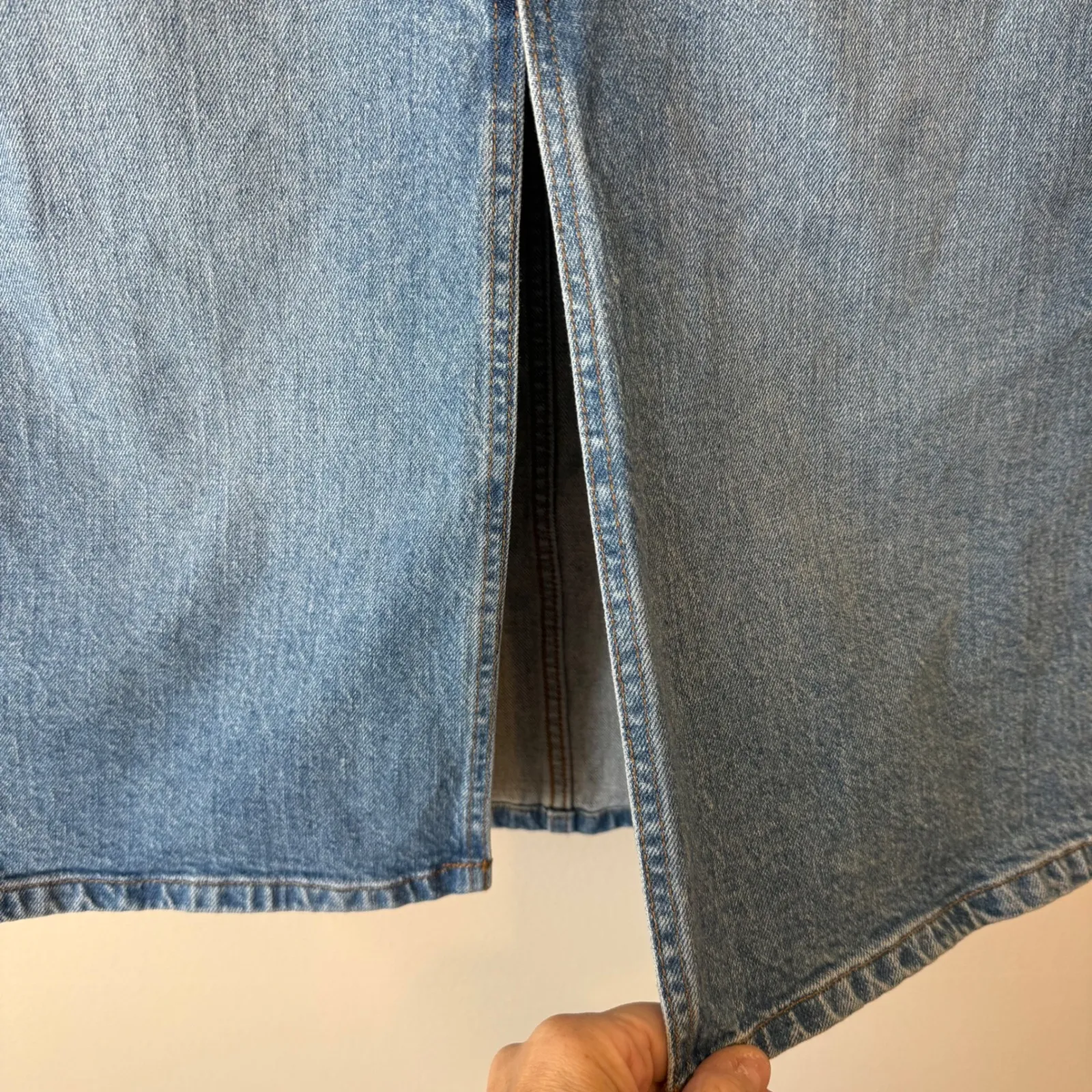 LOFT Denim Midi Skirt Womens 6 Straight Front Slit Cotton Stretch Western Casual - Image 5