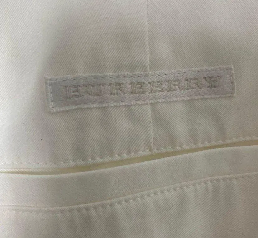 Burberry Golf SZ 6 white pants - Image 3