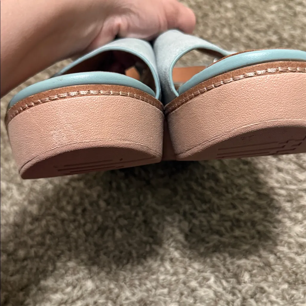 FitFlop Suede Pilar Mule woman size 10 never worn outside - Image 8