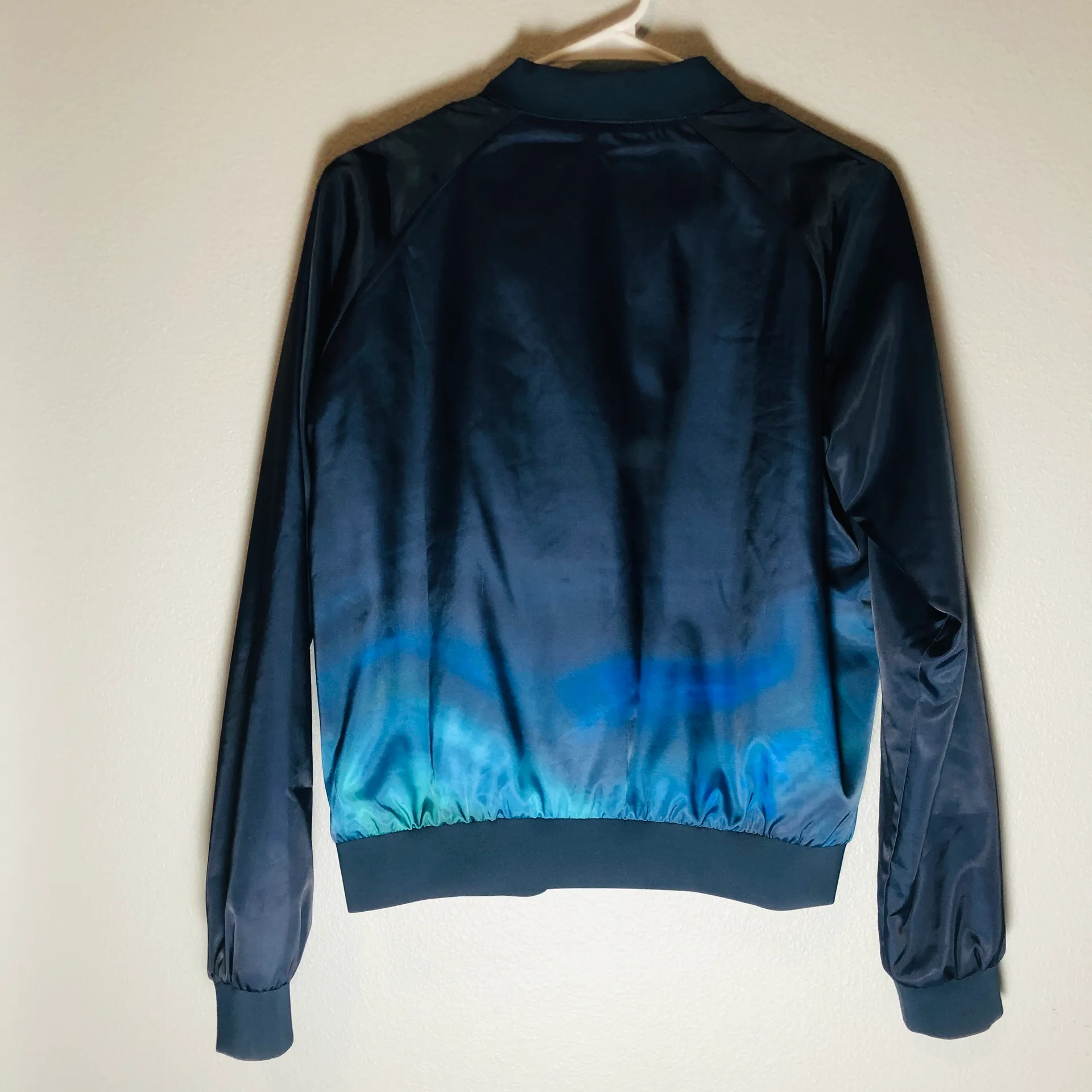 WOMEN'S Northern Light PRINT BOMBER - Image 5